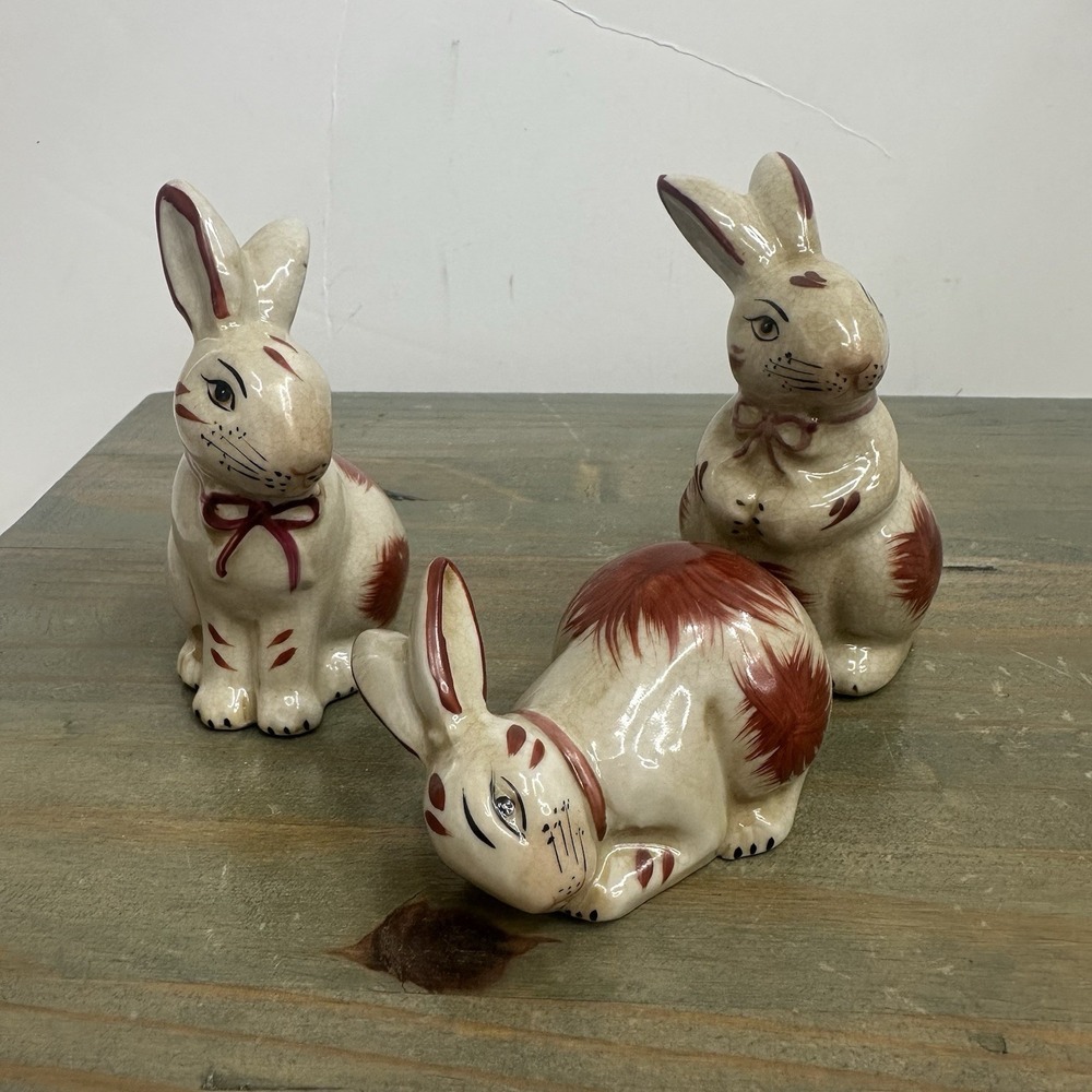 Lot Of 3 Staffordshire Style Bunny Rabbit Small Porcelain Figurine 3-4" Red Mini
